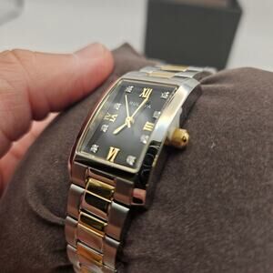 BULOVA CLASSIC DIAMOND LADIES QUARTZ WATCH 98P230 MSRP $499 NEW WITH TAGS